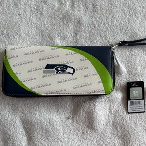 Seahawks Wristlet Wallet